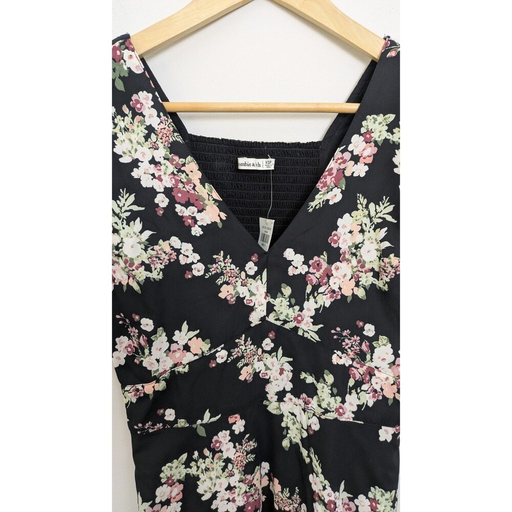 Abercrombie & Fitch XSP Dark Floral V-Neck Babydoll Coquette Mini Dress Smocked - Picture 3 of 16
